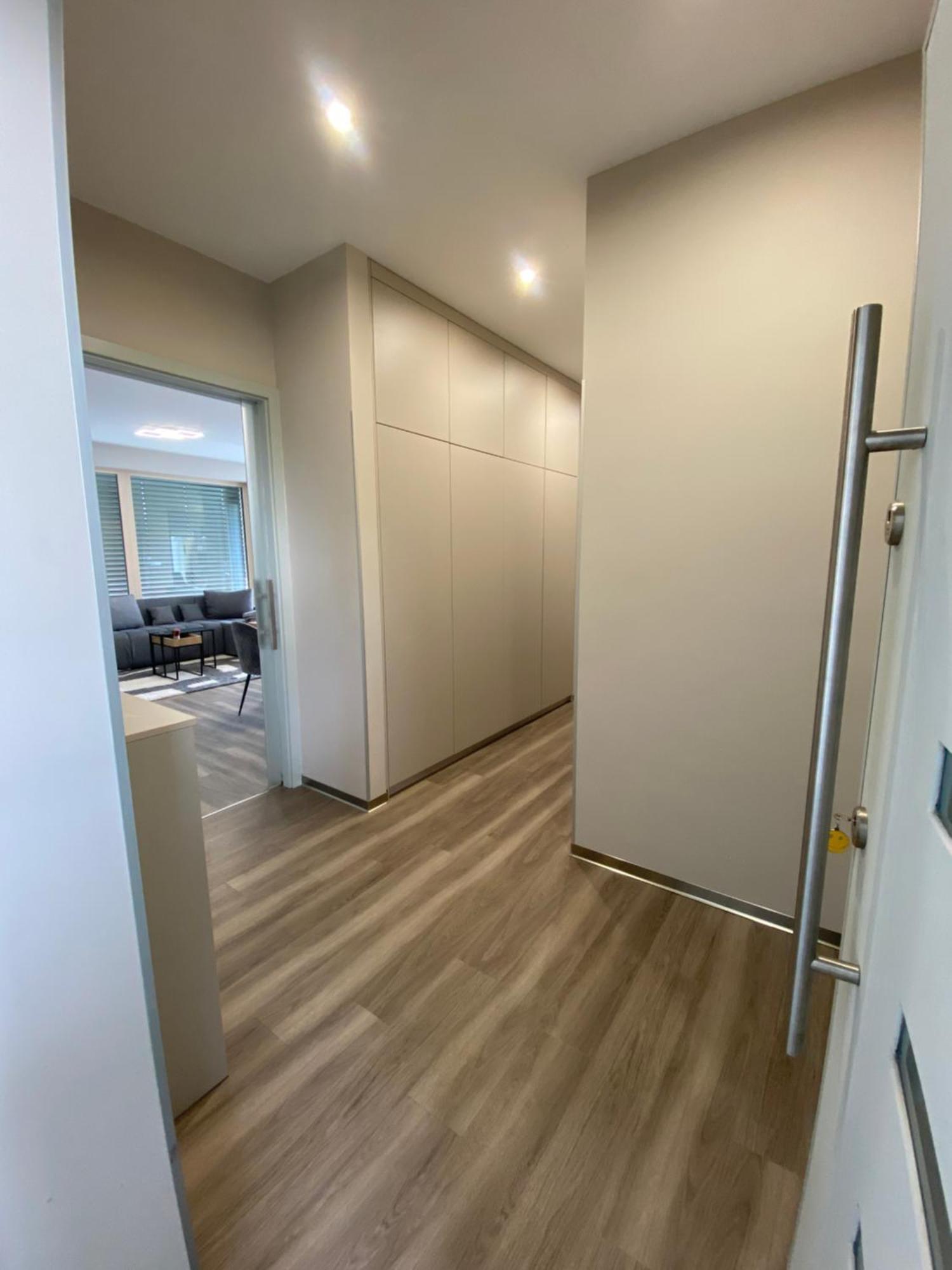 Modern Living In Budapest Exterior photo